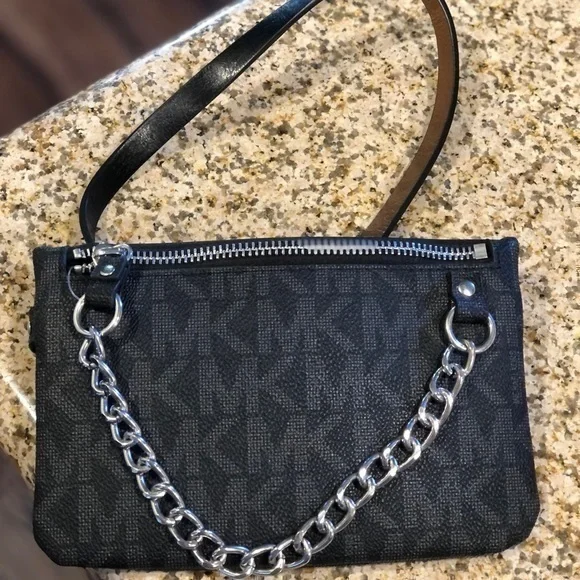 MICHAEL Kors belt bag Fanny pack - Picture 2 of 4